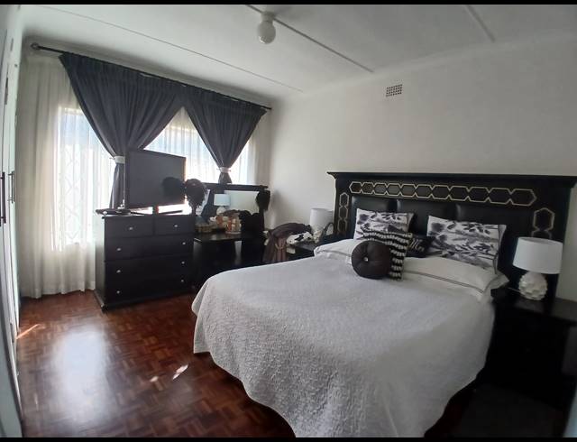3 BEDROOM HOUSE FOR SALE IN LEONDALE